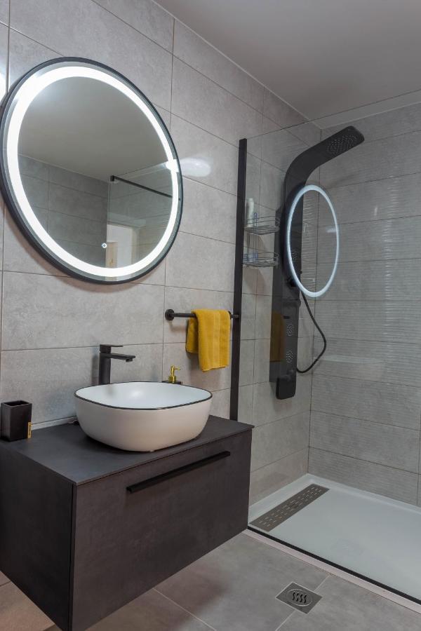 Deluxe Dreamy Room In The Center Of Hvar With Sea View Hvar Town Extérieur photo