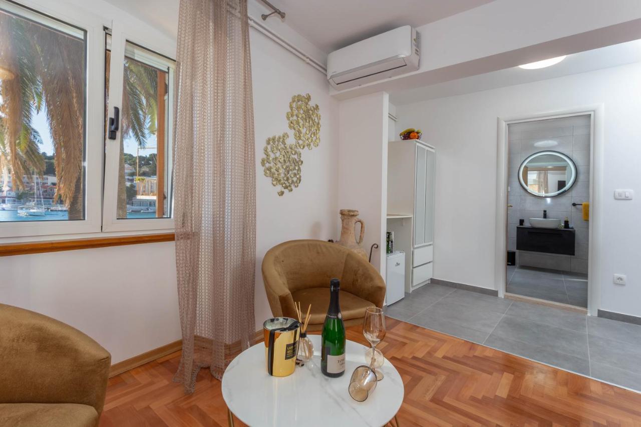 Deluxe Dreamy Room In The Center Of Hvar With Sea View Hvar Town Extérieur photo