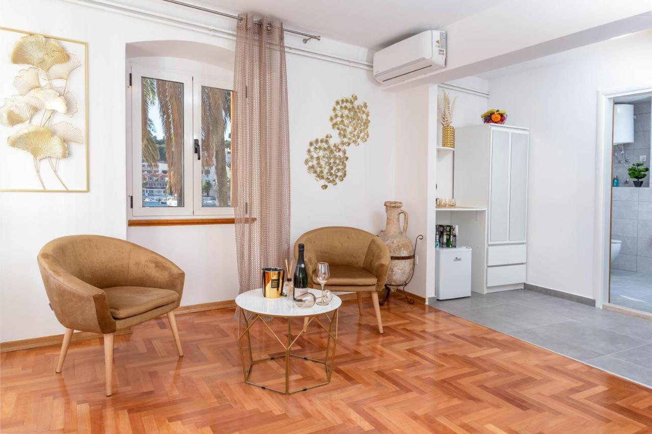 Deluxe Dreamy Room In The Center Of Hvar With Sea View Hvar Town Extérieur photo
