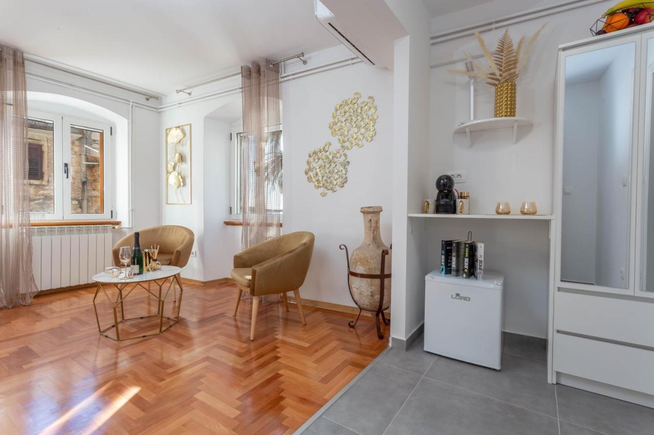 Deluxe Dreamy Room In The Center Of Hvar With Sea View Hvar Town Extérieur photo